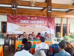 Polisi Gelar Curhat Kamtibmas di Desa Sidomulyo Krian