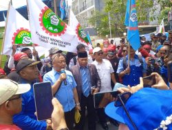 Ribuan Massa SPSI Gruduk Pengadilan Negeri Dan Kejari Sidoarjo.