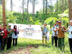 Perhutani Bersama Mahasiswa Kolaborasi Merawat Hutan
