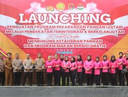 Polresta Sidoarjo dan Bhayangkari Cabang Kota Sidoarjo Ikuti Launching Penguatan Program Pekarangan Pangan Lestari