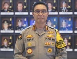 Kombes Pol Jules Abraham Abast Ditunjuk Sebagai Kabid Humas Polda Jawa Timur