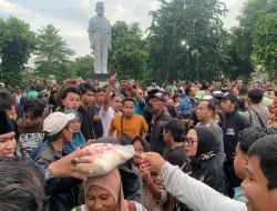 Aliansi Madura Indonesia Bagikan 1200 Sembako Gratis Kepada Masyarakat