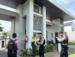 Ditinggal Warga Mudik, Polisi Sidoarjo Patroli Kawasan Pemukiman