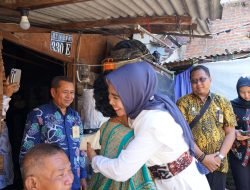 Wakil Bupati Sidoarjo Lakukan Sidak Perbaikan RTLH Di Desa Kletek