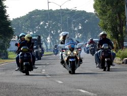 Gaspol Tanpa Batas! Dankodiklatal Pimpin Konvoi Vespa Kodiklatal Scooter Club