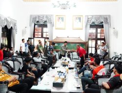 Bupati Subandi: Deltras Harus Tetap Bermarkas di Sidoarjo