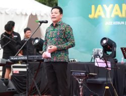 Bupati Sidoarjo Subandi Buka Ajang Ekonomi Kreatif 2025 “Jayandaru Jazz”