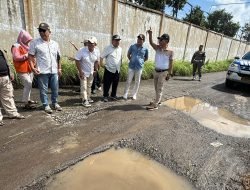 Bupati Sidoarjo Pastikan Tahun Depan,  Jalan Desa Sebani Masuk Program Betonisasi Dan Pelebaran