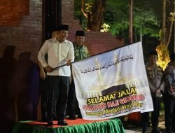 Bupati Sidoarjo Lepas Jamaah Haji Kloter 93, Yang Terakhir dari Pendopo