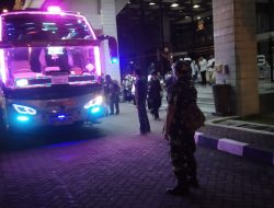 Babinsa Koramil 0817/07 Kebomas Amankan Kedatangan Jama’ah Haji 