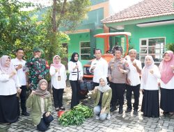 Mimik Idayana Kunker Ke Kecamatan Porong, Pastikan Bantuan Alsintan Tepat Sasaran