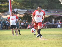 Fun Football Bupati Sidoarjo dan Dandim 0816 Sidoarjo Kompak Lawan Kades se Kecamatan Sukodono
