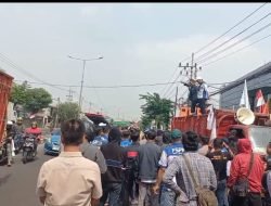 Kembali Ratusan FSPMI Gelar Aksi Di Depan PT. Borwita Citra Prima