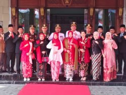 Upacara Bendera HUT RI ke-80 di Pemkab Gresik Berlangsung Khidmat