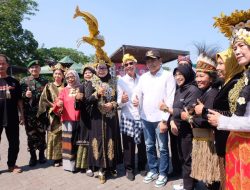 Ribuan Kicau Mania Berkompetisi Perebutkan Piala Bupati