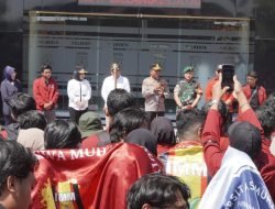 Kapolresta Sidoarjo Secara Humanis Terima Aksi Penyampaian Pendapat PC IMM 