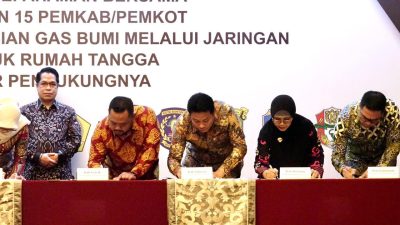 Bupati Subandi Tanda Tangani MoU Bantuan Jargas 7.223 SR