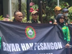 Terkesan Anteng, Eks Pekerja BUMD Merasa Ditelantarkan Gelar Unjuk Rasa