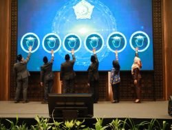 Inovasi Era Digital, 324 PPPK Sidoarjo Terima SK Secara Digital Dari Bupati Sidoarjo
