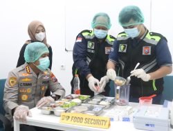 Pastikan Standarisasi Gizi MBG, Kapolresta Sidoarjo Cek SPPG di Sentra Porong