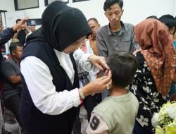 Secara Simbolis, Puluhan Penyandang Disabilitas Menerima Alat Bantu Dengar 