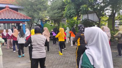 Polsek Krian Ikuti Senam SKJ Bersama Forkopimka, Perkuat Sinergitas Antarinstansi