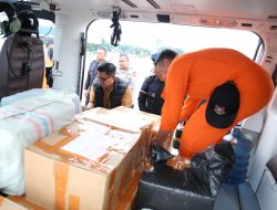 Helikopter AW169 Polri Distribusikan 348 Kg Logistik Kemanusiaan untuk Korban Bencana di Aceh Tamiang