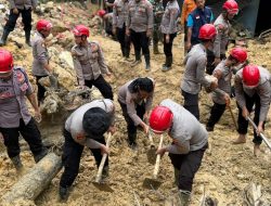 Den Perintis Korsabhara Baharkam Polri, Kerahkan 100 Personel Pengamanan dan Evakuasi Longsor di Sibolga