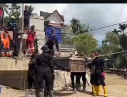 Polri Kirim Bantuan Ke Daerah Terisolir di Sumatera