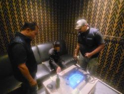 Antisipasi Peredaran Narkoba, Polisi dan TNI Razia Kafe serta Tempat Karaoke di Sidoarjo