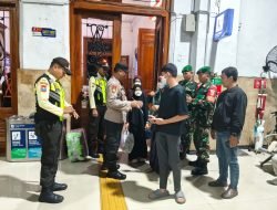 Sambut Libur Nataru Polresta Sidoarjo Pastikan Keamanan Stasiun Kereta Api