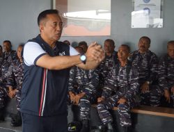 Dankodiklatal Tinjau LDS Pelatih Menembak