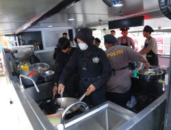 Hari ke-6 Latsitardanus 2026, Taruna Akpol Masak di Dapur Lapangan untuk Ratusan Warga Aceh Tamiang