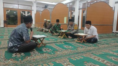 Bhabinkamtibmas Desa Wedi Tadarus Bersama Warga, Perkuat Silaturahmi dan Kamtibmas