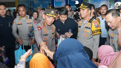 Kapolri Pantau Mudik di Terminal Purabaya, Optimalkan Pelayanan Terbaik untuk Masyarakat