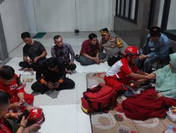 Diterjang Angin Kencang, Kapolsek Gedangan Datangi Rumah Warga Terdampak