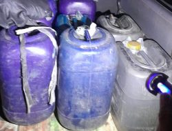 Polres Jember Ungkap Dugaan Penimbunan Pertalite, Tersangka Gunakan Mobil Modifikasi