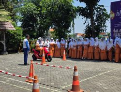 Police Goes to Pesantren, Satlantas Polresta Sidoarjo Edukasi Santri Tertib Berlalu Lintas