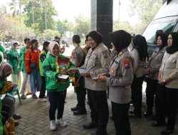 Polres Probolinggo Kota Peringati Hari Kartini Bersama Pengemudi Ojol Perempuan