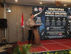 Pelatihan Public Speaking Humas Polda Jatim Ditutup, Kabid Humas Tekankan Komunikasi Jujur Sebagai Fondasi Kepercayaan Publik