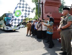 1.239 CJH Sidoarjo Berangkat, Wabup Minta Jaga Kesehatan