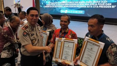 Humas Polresta Sidoarjo Raih Dua Penghargaan Di Rakernis 