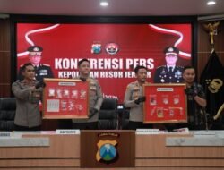 30 Tersangka Dibekuk, Ratusan Gram Sabu dan Ekstasi Diamankan Polres Jember