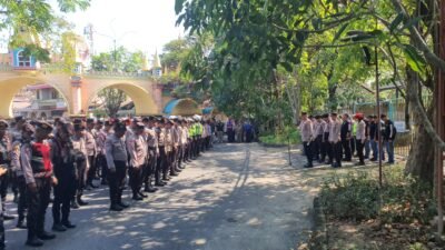 696 Personel Kawal Pengesahan Warga Baru PSHT Surabaya
