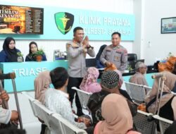 Hari Bhayangkara Ke-80, Polresta Sidoarjo Berikan Layanan Kesehatan Gratis dan Baksos Bagi Difabel