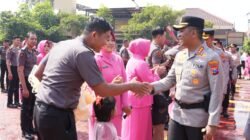 Kapolresta Sidoarjo Pimpin Upacara Sertijab Pejabat Utama, Kapolsek Jajaran dan Kenaikan Pangkat