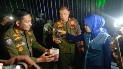 Tindak Tegas Penyakit Masyarakat, Wabup Mimik Idayana Instruksikan Pembongkaran Bangunan Liar di Sidoarjo