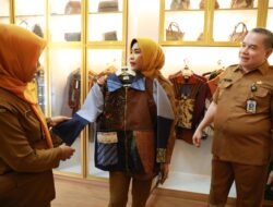 Kejar Target 4.000 Usaha Naik Kelas, Wabup Sidoarjo Sidak Layanan Terpadu UMKM
