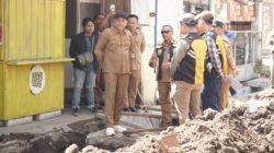 Proyek Jalan Bluru Kidul Disorot, Bupati Subandi: Rampungkan Tepat Waktu Atau Tanggung Sendiri