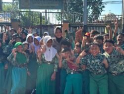 Sambut MATSAMA MI Al Hikmah Kalidawir, Polsek Tanggulangin Kenalkan Dunia Kepolisian dan Nilai Disiplin Sejak Dini